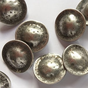Silver dome centre buttons 18mm